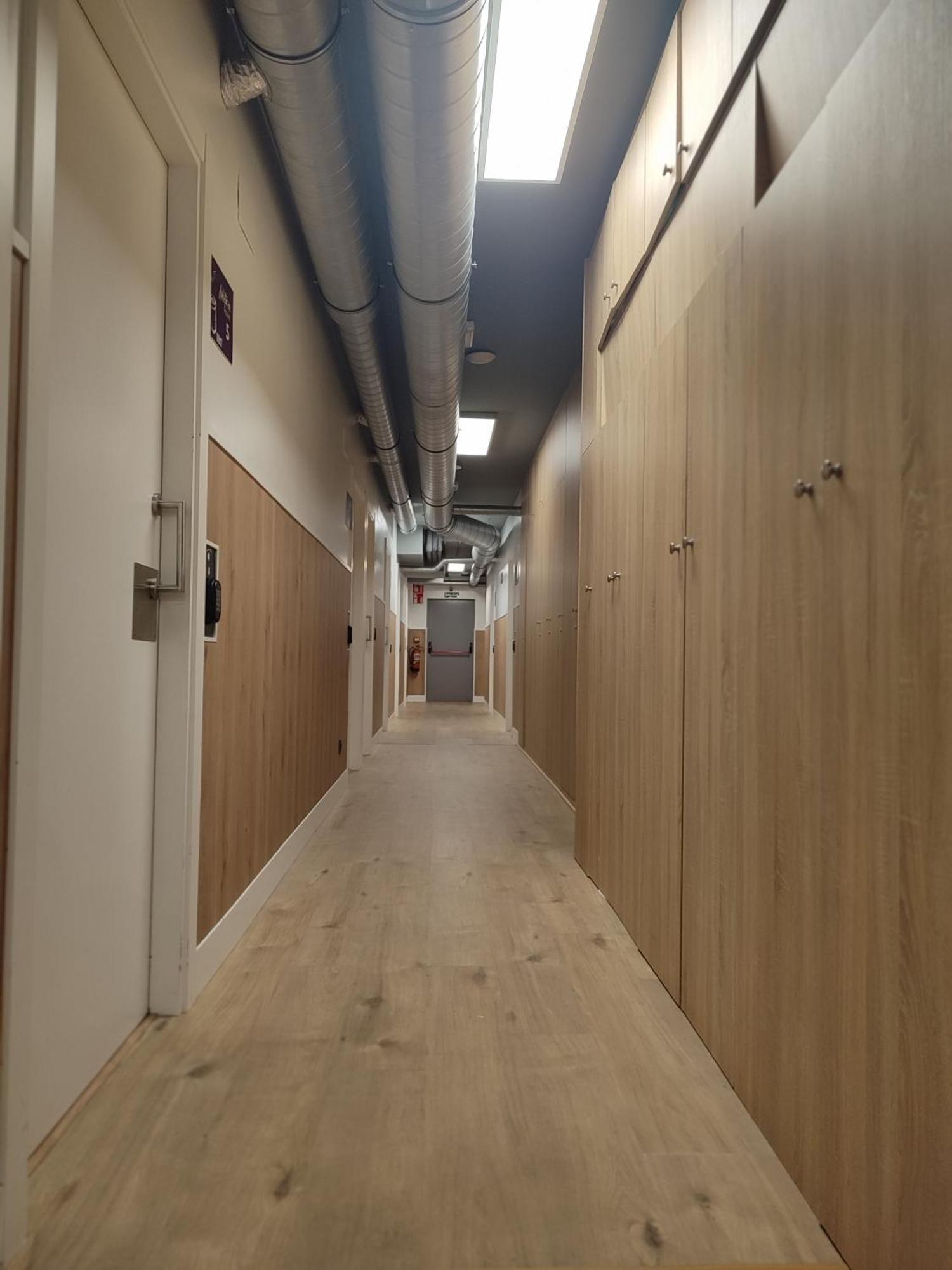 Bilbao Metropolitan Hostel By Bossh Hotels Exteriör bild