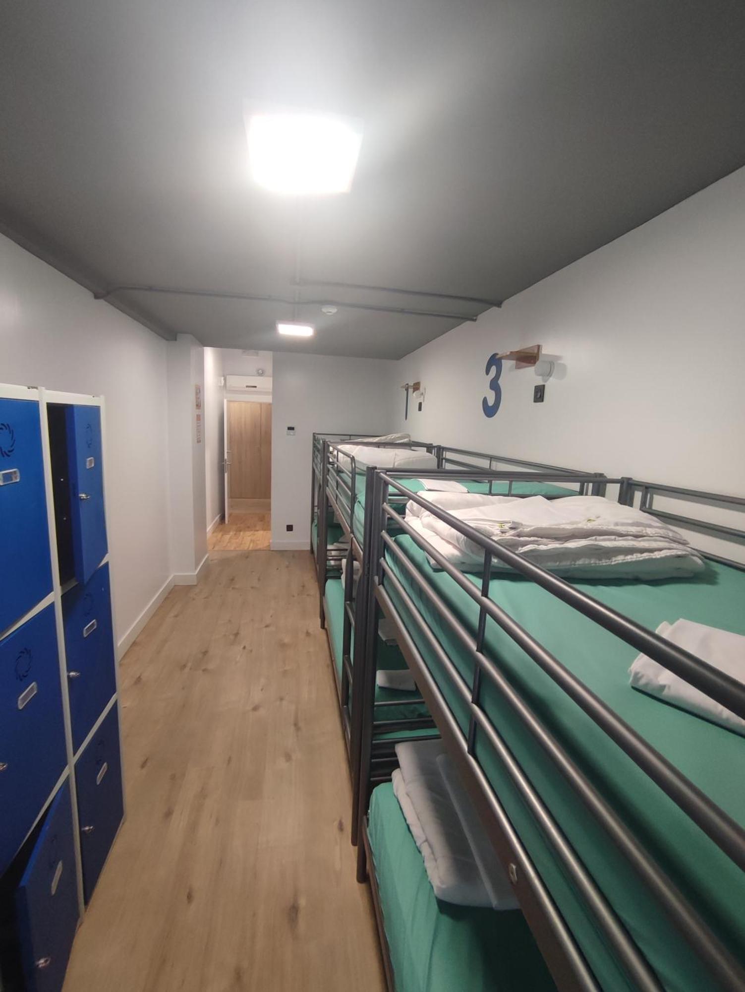 Bilbao Metropolitan Hostel By Bossh Hotels Exteriör bild
