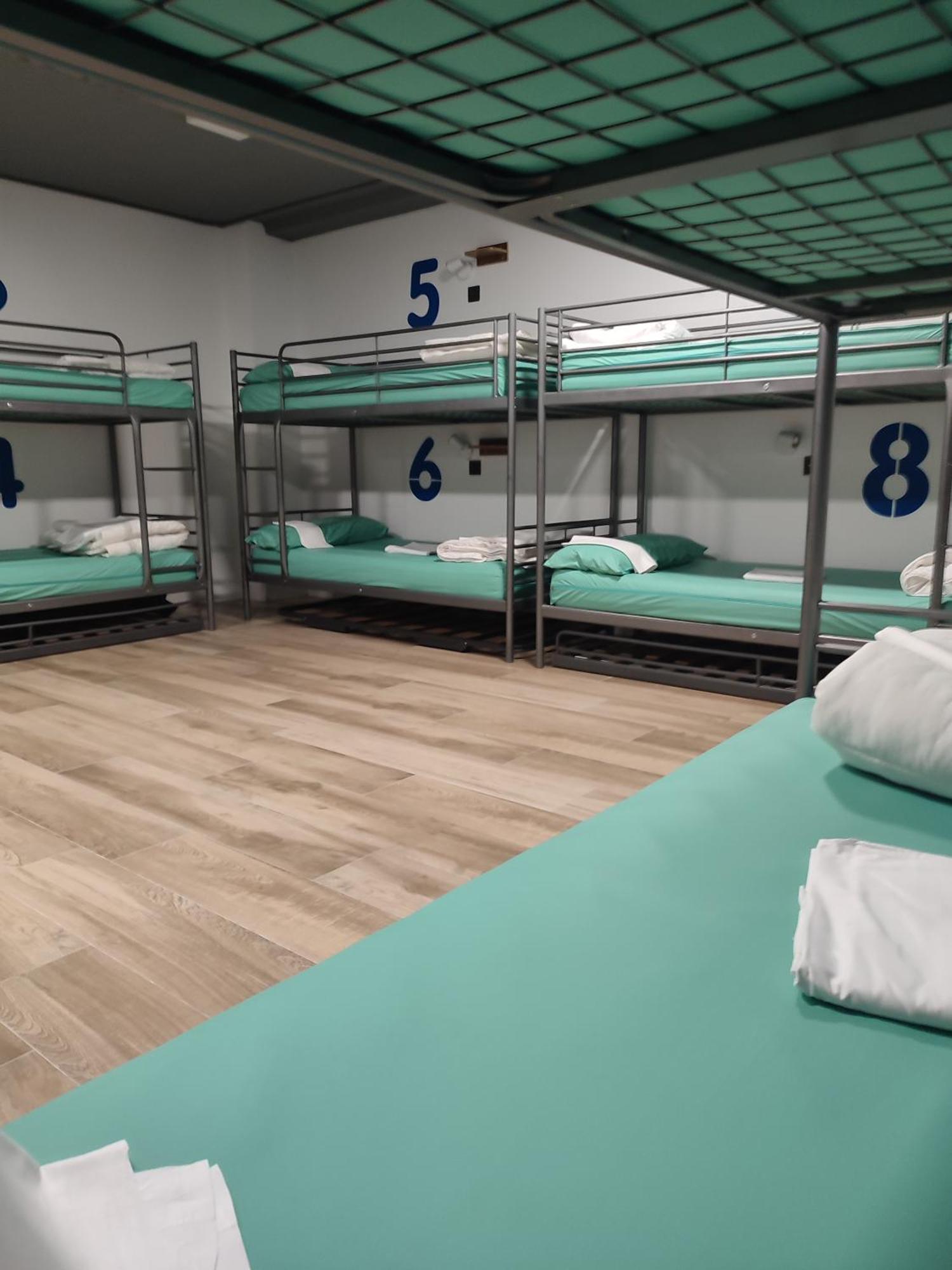 Bilbao Metropolitan Hostel By Bossh Hotels Exteriör bild