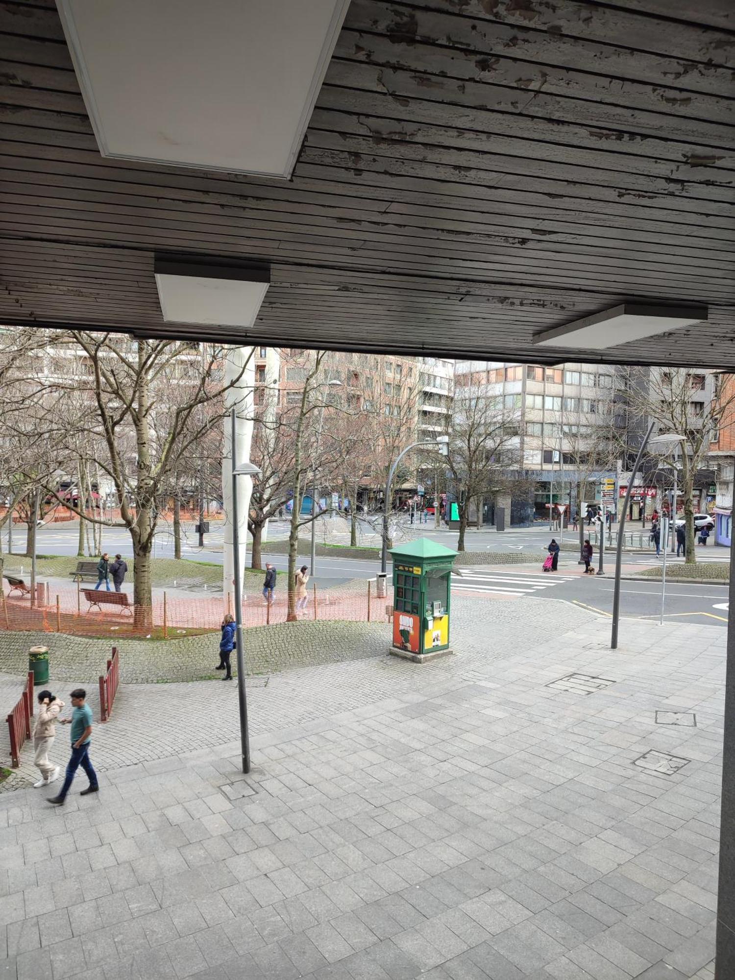 Bilbao Metropolitan Hostel By Bossh Hotels Exteriör bild