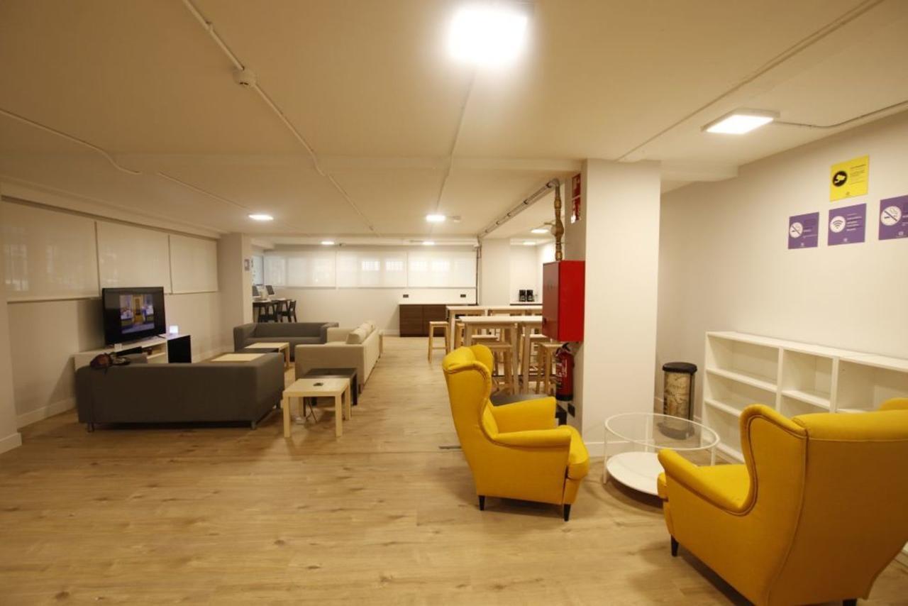 Bilbao Metropolitan Hostel By Bossh Hotels Exteriör bild
