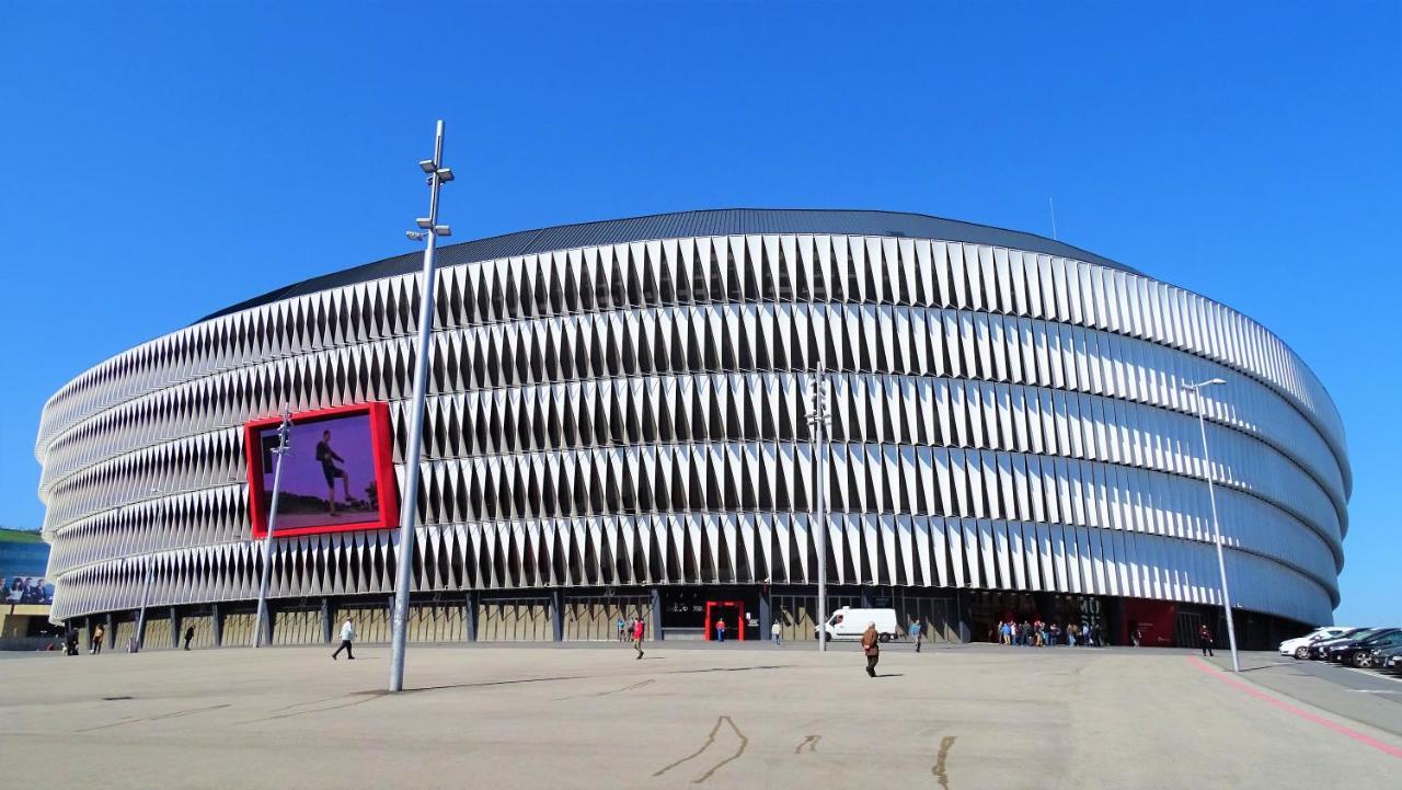 Bilbao Metropolitan Hostel By Bossh Hotels Exteriör bild