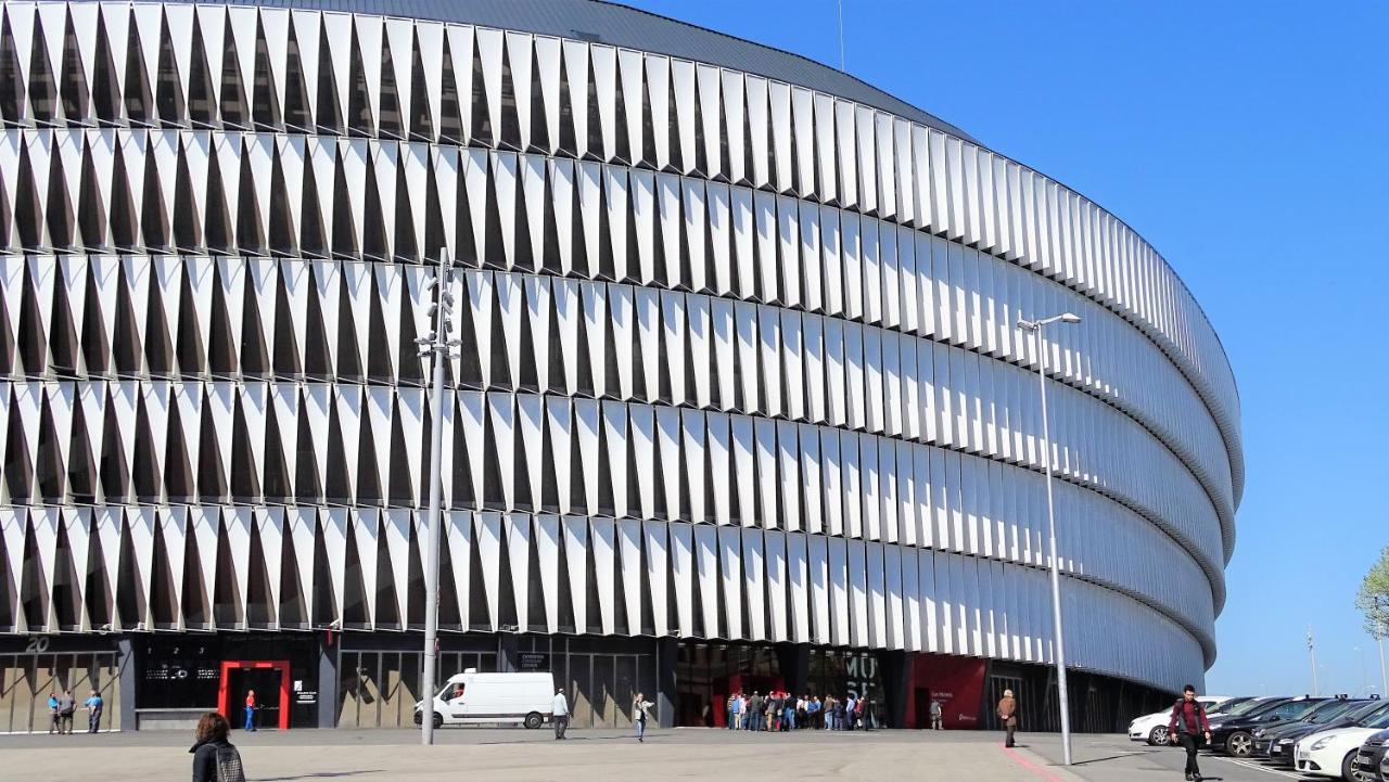 Bilbao Metropolitan Hostel By Bossh Hotels Exteriör bild